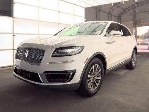 Used 2019 Lincoln Nautilus Select FWD image 1