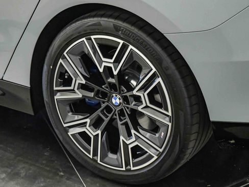 Certified 2026 BMW 530i w/ M Sport Package RWD image 11