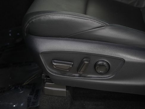 Used 2024 Toyota Tacoma TRD Sport w/ TRD Sport Premium Package AWD/4WD image 23