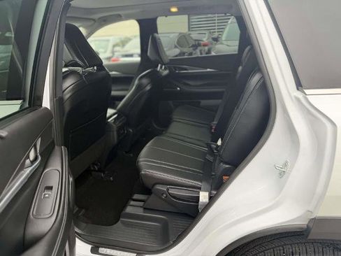 Certified 2026 INFINITI QX60 Luxe w/ Cargo Package AWD/4WD image 15