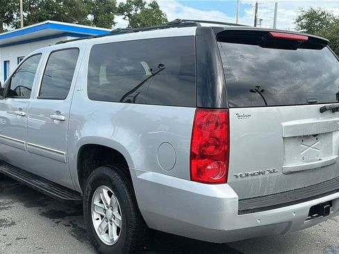 Used 2014 GMC Yukon XL SLT RWD image 11