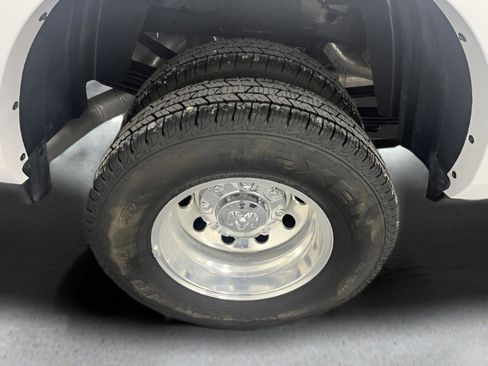 Used 2025 RAM 3500 Longhorn image 31