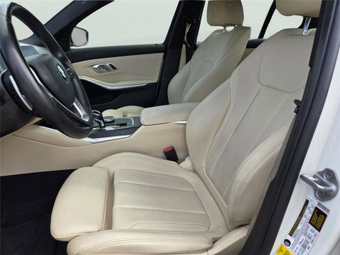 Used 2021 BMW 330i Sedan w/ Driving Assistance Package RWD image 16