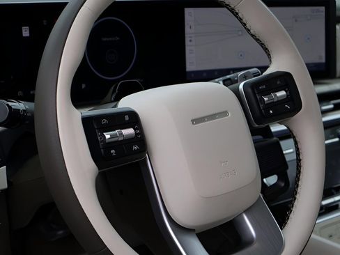 Used 2025 Hyundai Santa Fe Calligraphy image 21