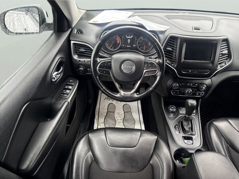 Used 2020 Jeep Cherokee Latitude Plus w/ Cold Weather Group image 15