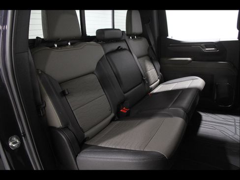Certified 2023 Chevrolet Silverado 1500 ZR2 AWD/4WD image 18