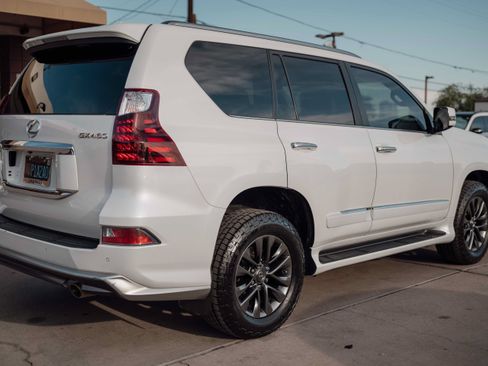 Used 2019 Lexus GX 460 Premium AWD/4WD image 7