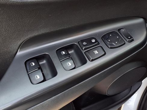 Used 2019 Hyundai Kona SE image 20