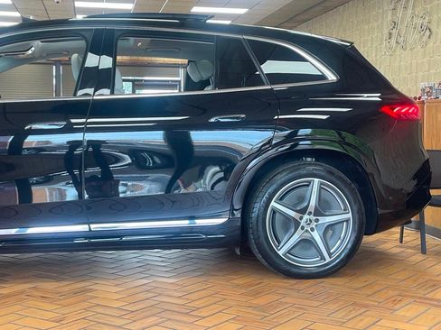 Used 2023 Mercedes-Benz EQS 580 4MATIC SUV image 6