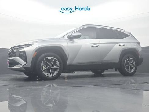 Used 2025 Hyundai Tucson SEL FWD image 30
