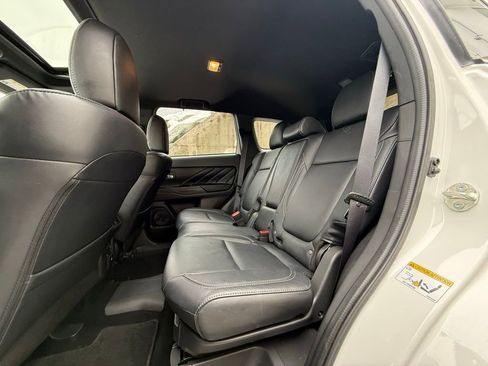 Used 2020 Mitsubishi Outlander GT image 17