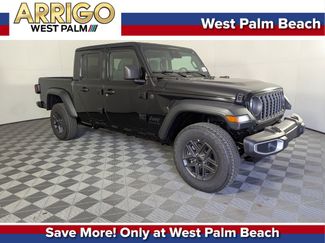 New 2026 Jeep Gladiator Sport video 1