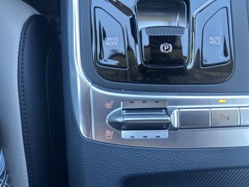 New 2026 Kia Carnival SX w/ SX Dark Edition Package FWD image 35