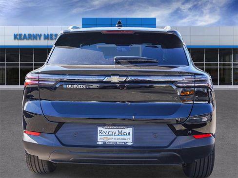 New 2026 Chevrolet Equinox EV LT image 5