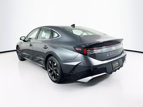 Used 2025 Hyundai Sonata SEL FWD image 5
