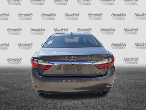 Used 2016 Lexus ES 350 w/ Luxury Package w/Wood Trim FWD image 9
