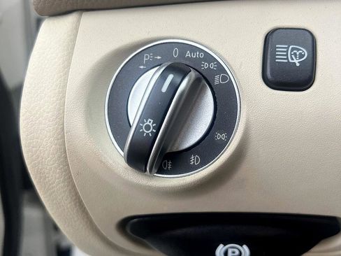 Used 2009 Mercedes-Benz SL 550 image 29