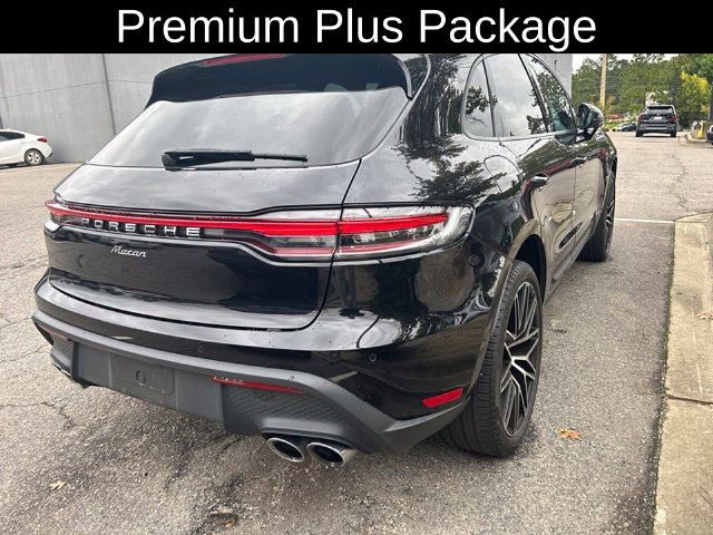 Used 2024 Porsche Macan AWD/4WD image 2
