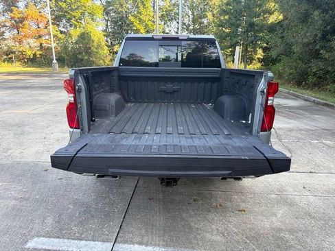 Used 2024 Chevrolet Silverado 1500 LTZ w/ LTZ Convenience Package II AWD/4WD image 12