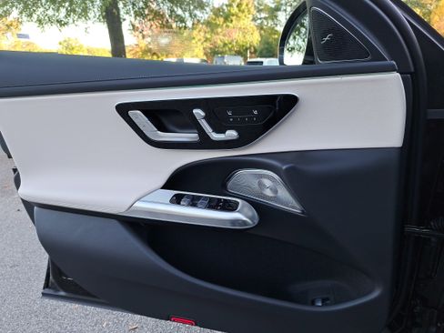 New 2026 Mercedes-Benz E 350 4MATIC Sedan image 28