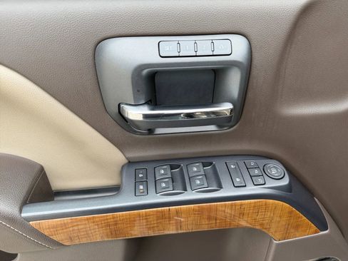Used 2015 GMC Sierra 1500 SLT w/ SLT Crew Cab Value Package AWD/4WD image 15