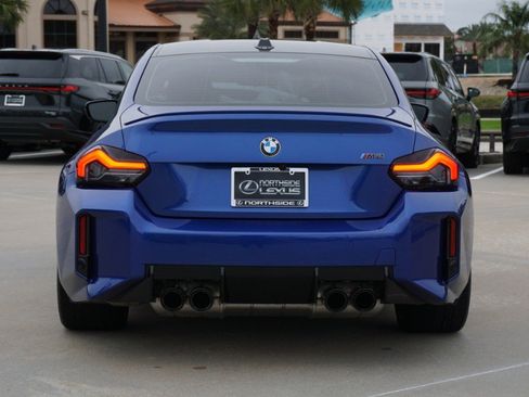 Used 2025 BMW M2 w/ Lighting Package image 7