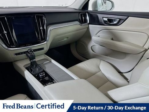 Used 2022 Volvo V60 T5 Cross Country w/ Advanced Package image 26