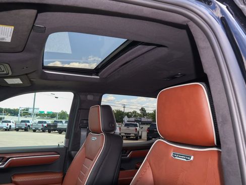 New 2026 GMC Sierra 1500 Denali Ultimate AWD/4WD image 8