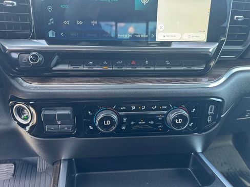 Used 2024 Chevrolet Silverado 1500 RST w/ Convenience Package II AWD/4WD image 25