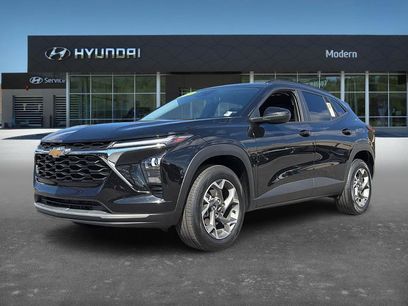 Used 2025 Chevrolet Trax LT