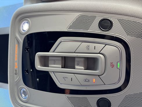 Certified 2022 Audi Q7 2.0T Premium w/ Convenience Package image 9