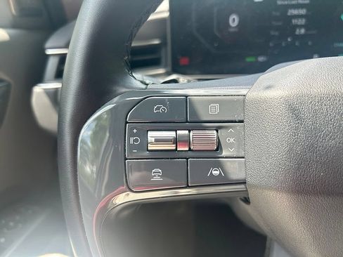 Used 2024 Kia EV9 Land AWD/4WD image 10