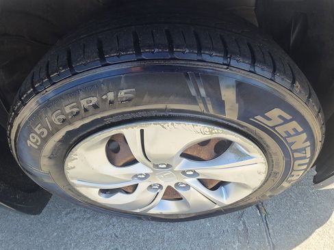 Used 2015 Honda Civic LX image 5