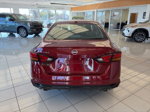 New 2025 Nissan Altima 2.5 SR w/ SR Premium Package image 5