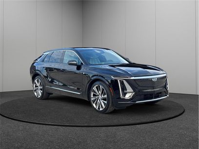 Used 2025 Cadillac Lyriq Luxury w/ LPO, Floor Liner Package