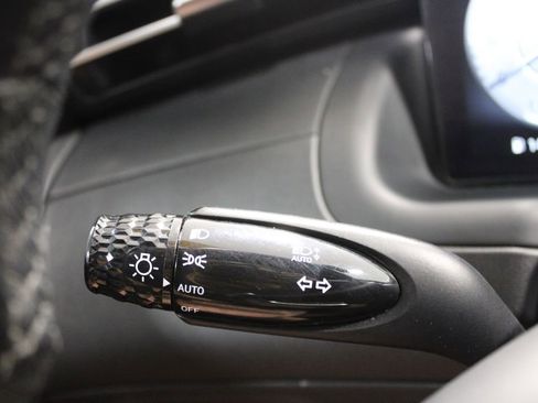 Used 2023 Hyundai Santa Cruz SEL Premium image 35