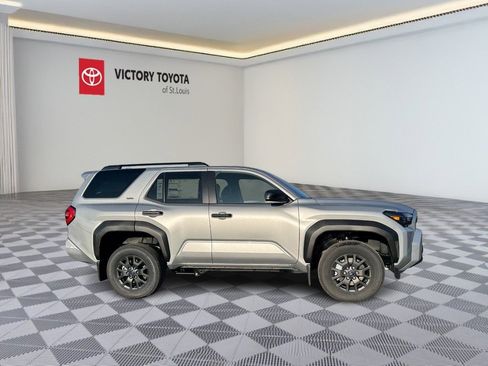 New 2025 Toyota 4Runner SR5 image 2
