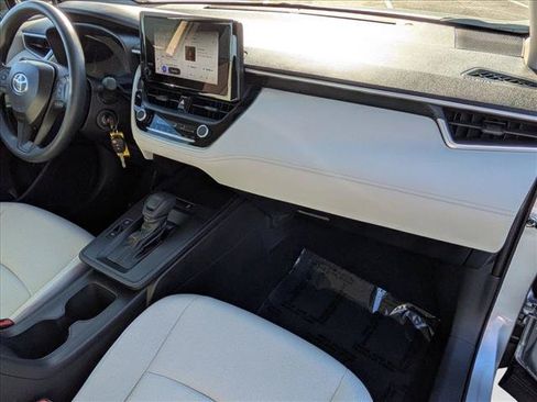 Used 2026 Toyota Corolla Cross L FWD image 20
