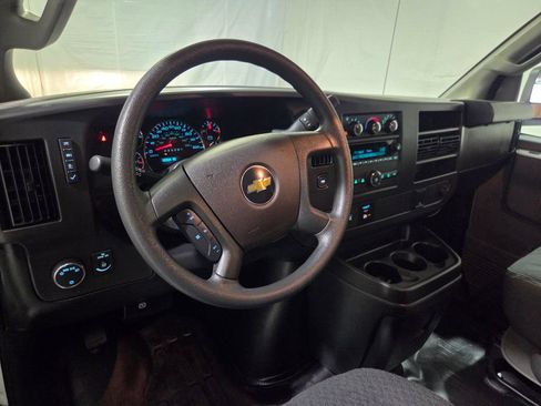 Used 2025 Chevrolet Express 2500 w/ Driver Convenience Package RWD image 2