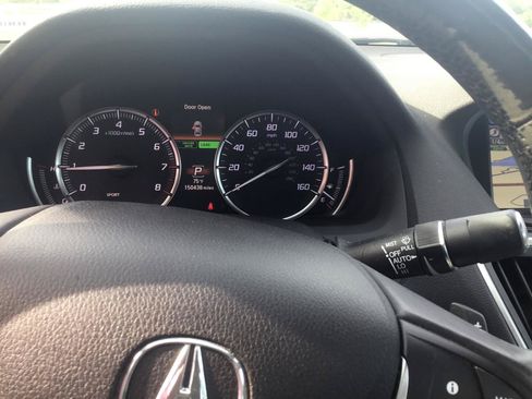 Used 2017 Acura TLX w/ Technology Package FWD image 18