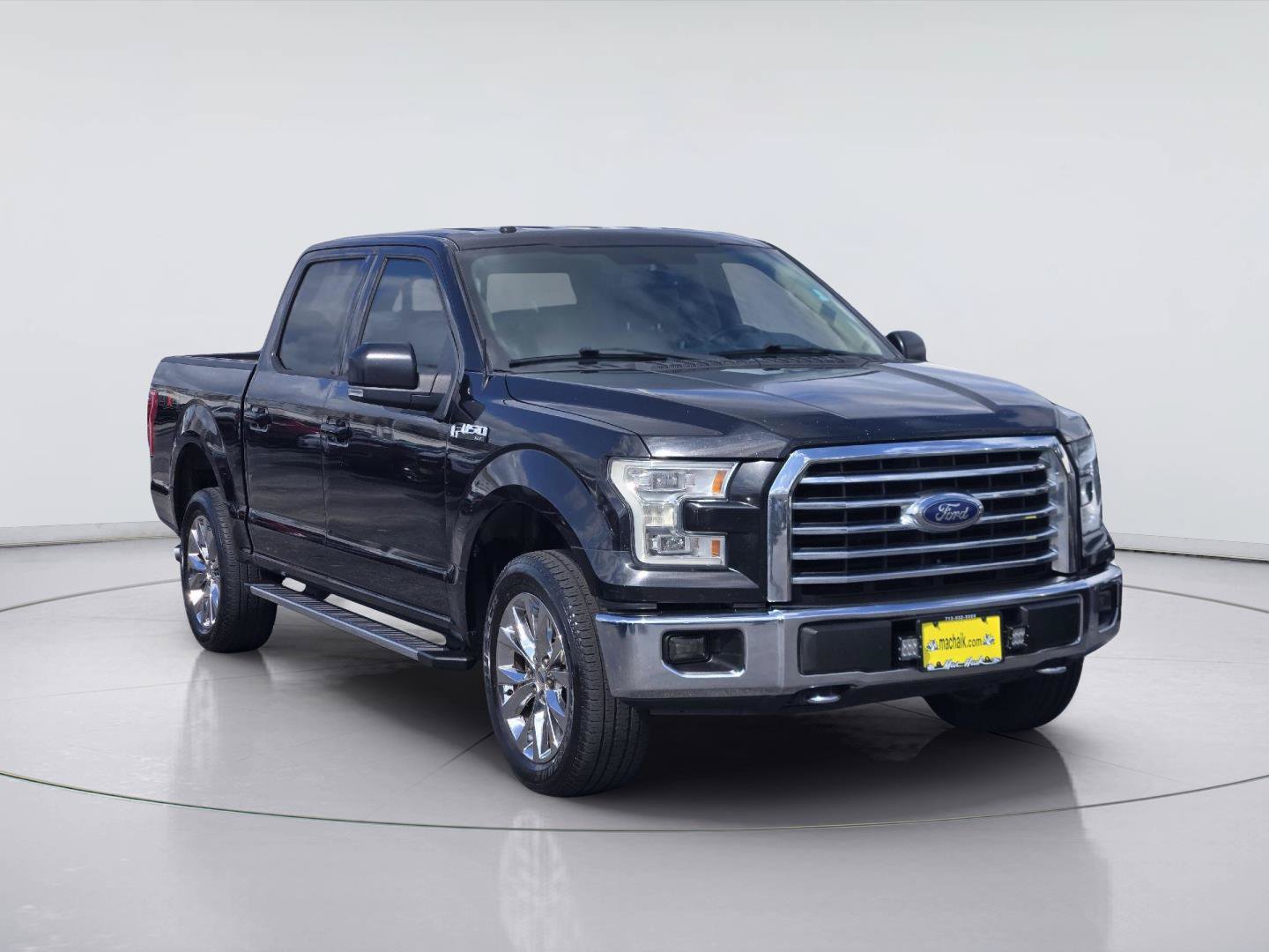 Used 2015 Ford F150 XLT w/ Equipment Group 302A Luxury AWD/4WD image 3