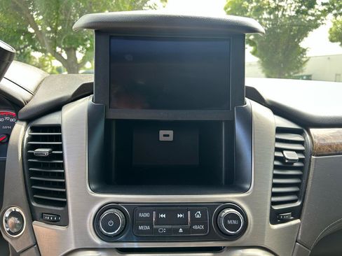 Used 2016 GMC Yukon Denali w/ Open Road Package AWD/4WD image 26