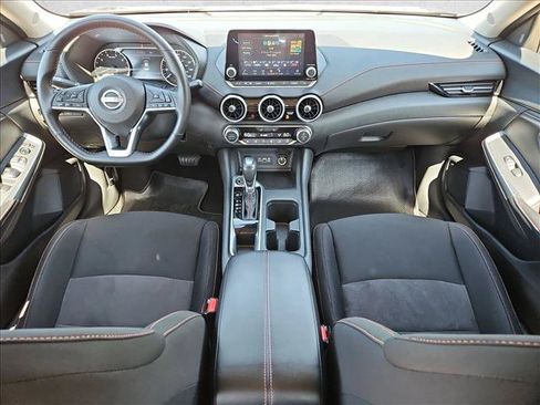 Used 2025 Nissan Sentra SR FWD image 16