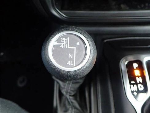 New 2026 Jeep Gladiator Sport AWD/4WD image 20