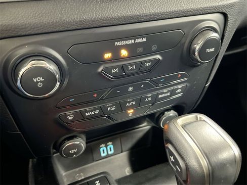 Used 2021 Ford Ranger XLT w/ Equipment Group 301A Mid image 16