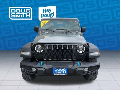 Used 2023 Jeep Wrangler Unlimited w/ 8.4" Radio Group AWD/4WD image 8