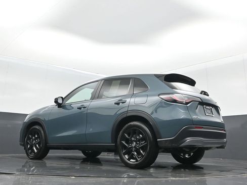 Certified 2024 Honda HR-V Sport image 17