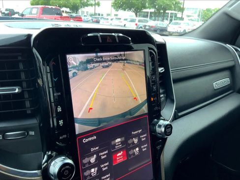 Used 2019 RAM 1500 Laramie image 27