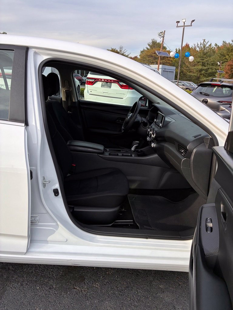 Used 2024 Nissan Sentra S FWD image 18