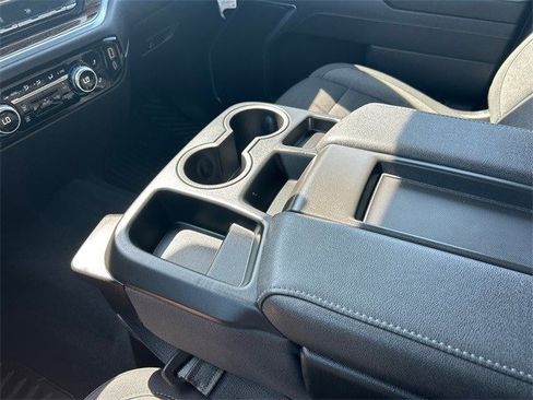 Used 2025 GMC Sierra 1500 Elevation image 43